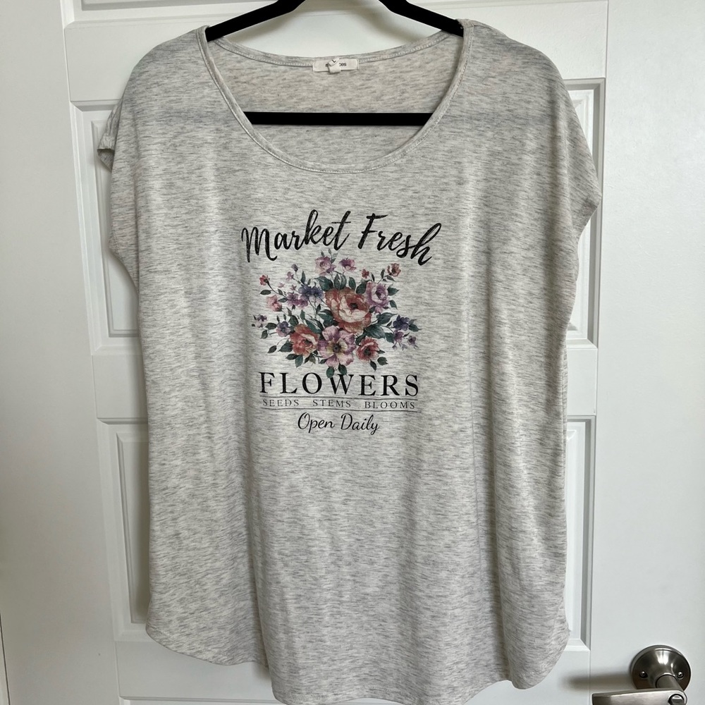 Floral graphic tee